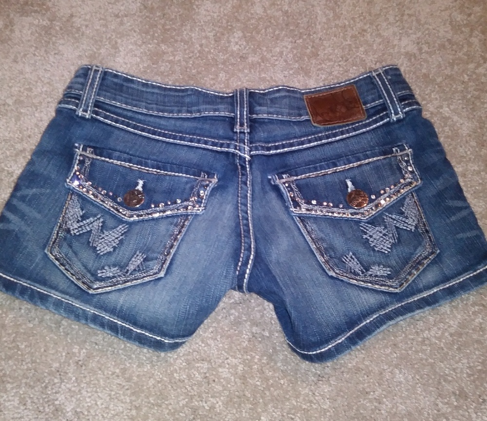 BKE Stella Shorts size 26